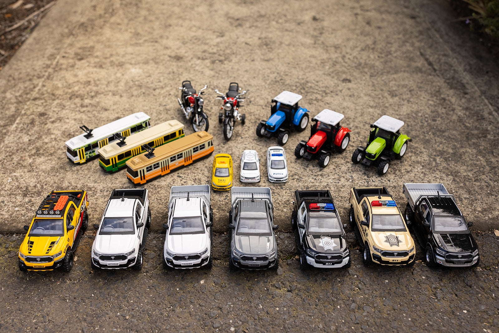 SHOP ALL – Command Models